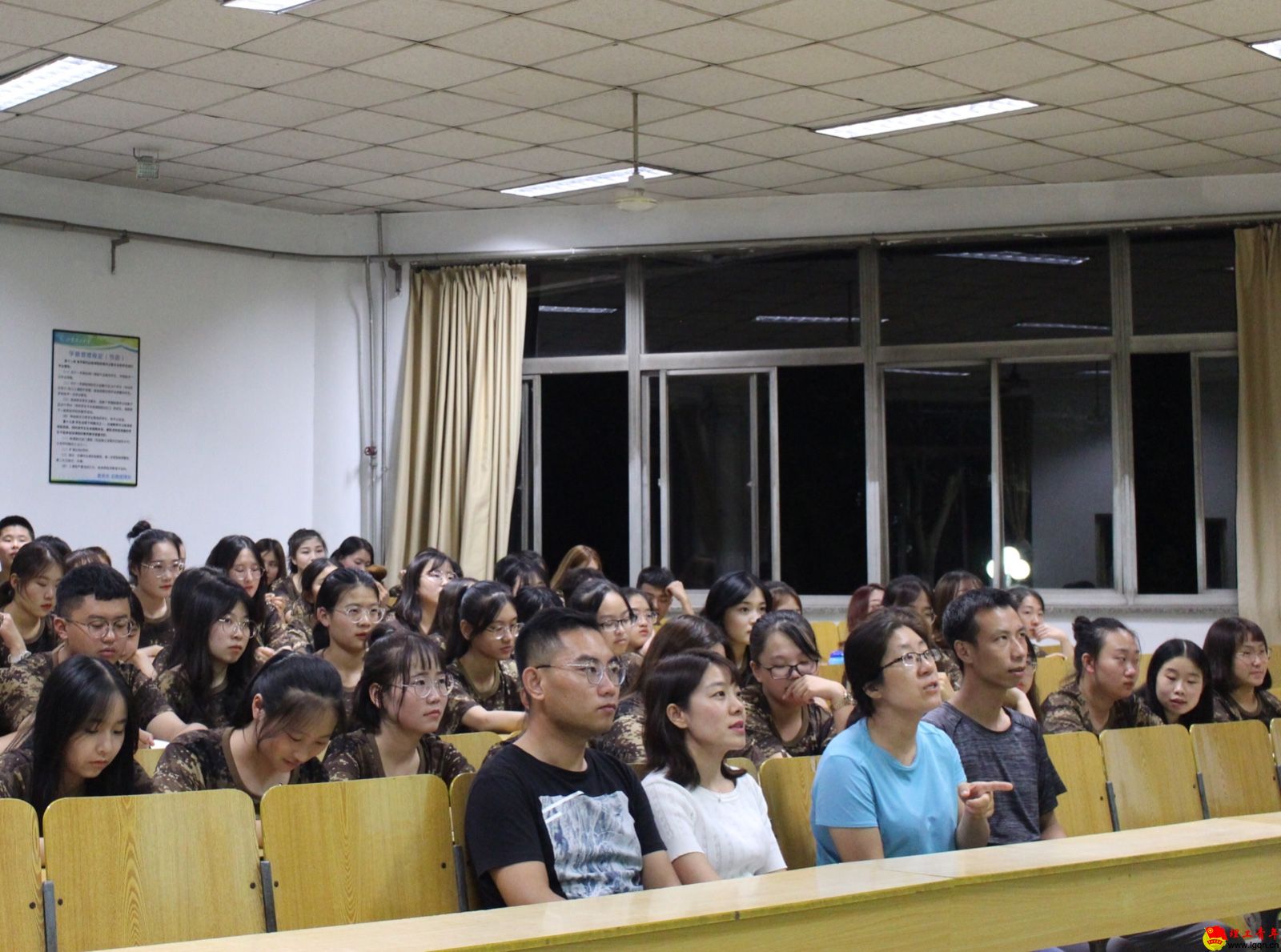 开学2.JPG